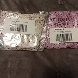 NEW - VS Lace Cheeky panties - Large